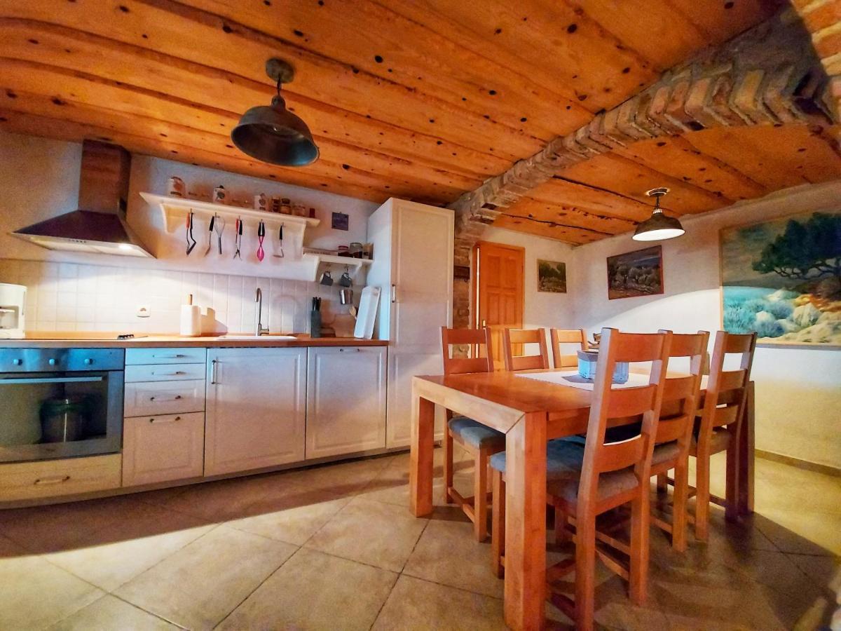 Peter'S Pine Cottage Кореница Экстерьер фото