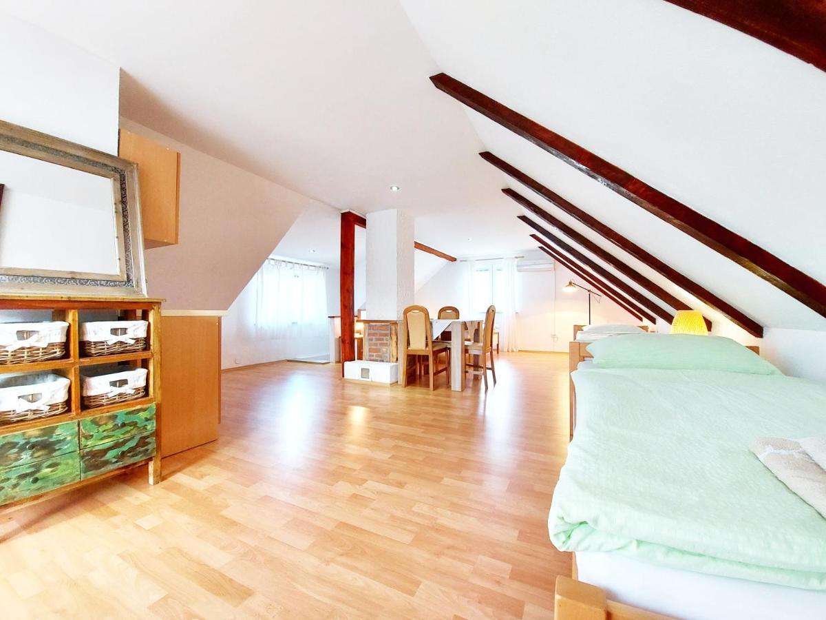 Peter'S Pine Cottage Кореница Экстерьер фото
