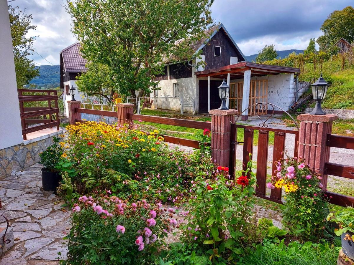 Peter'S Pine Cottage Кореница Экстерьер фото