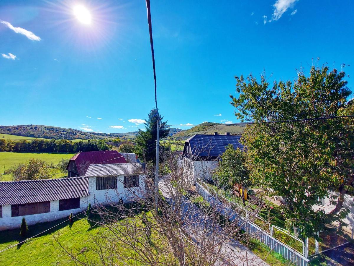 Peter'S Pine Cottage Кореница Экстерьер фото